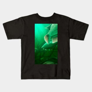 Green fish in the water Kids T-Shirt